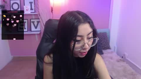 Snapshot of kalilowe_ chatting on September 18, 2:15 pm Kali online show from September 18, 2:15 pm