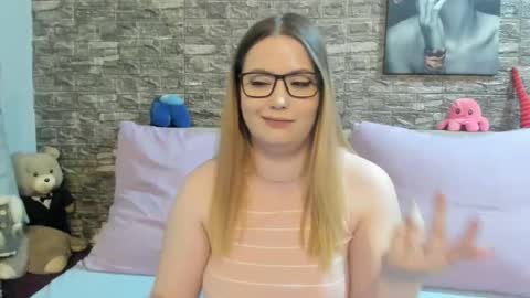 kalindahot online show from June 2, 6:20 pm