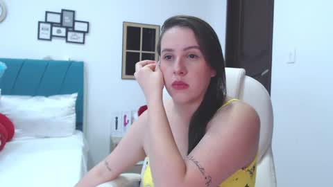 Snapshot of kam_lopez chatting on December 15, 10:58 pm Kamilalopez online show from December 15, 10:58 pm
