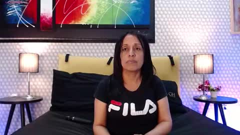 Kami online show from February 2, 11:15 pm