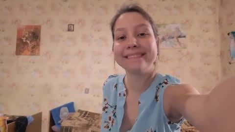 Mari  Simmons online show from October 6, 6:30 am