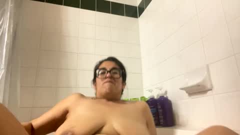 Kandie online show from February 9, 4:42 pm