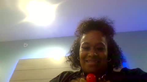 kandii Kissed online show from June 26, 8:48 am