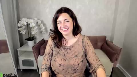 Snapshot of kandy_balls chatting on October 3, 11:10 pm kandy_balls online show from October 3, 11:10 pm