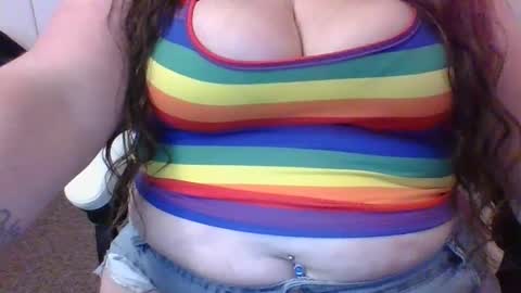 Snapshot of karamelbaby89 chatting on January 21, 2:11 am karamelbaby89 online show from January 21, 2:11 am