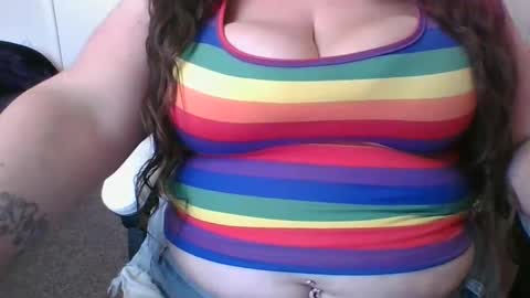 Snapshot of karamelbaby89 chatting on December 7, 8:27 pm karamelbaby89 online show from December 7, 8:27 pm