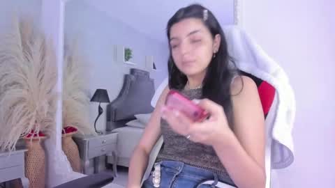 Karely online show from April 23, 2:08 pm