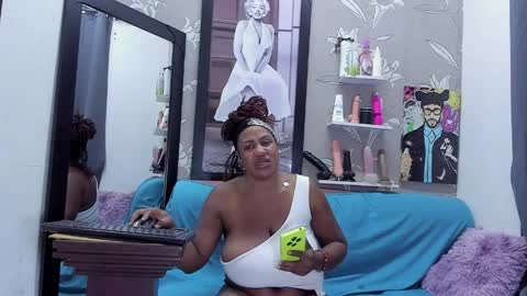 Karen online show from May 15, 11:18 pm
