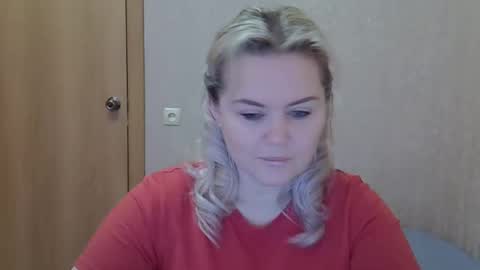 karennelsonx online show from February 1, 10:14 am