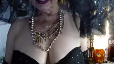 karima_sarabe online show from October 31, 11:09 pm