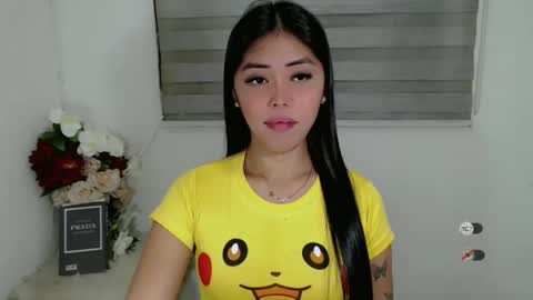 I AM BELLE online show from December 5, 6:42 pm