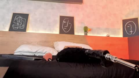 Kari online show from April 10, 11:49 am