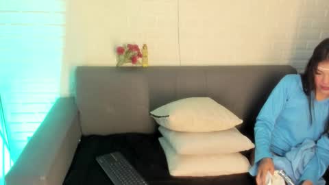 Kari online show from November 4, 11:37 am