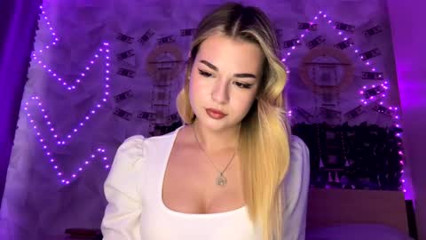 Karina online show from April 24, 11:02 am