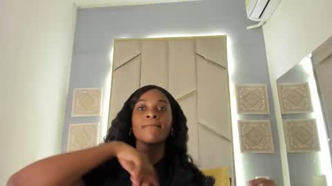 karinaacox online show from June 11, 11:51 am