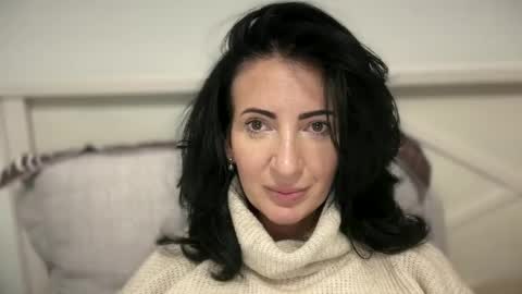 Snapshot of karinablair chatting on February 16, 2:33 am Karina online show from February 16, 2:33 am