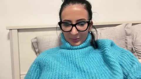 Snapshot of karinablair chatting on January 31, 11:13 pm Karina online show from January 31, 11:13 pm