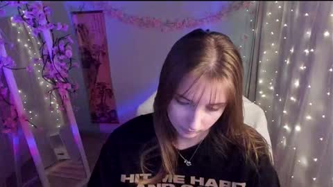 Karla online show from March 10, 2:21 pm