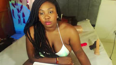 karlaebonyy online show from March 10, 5:50 pm