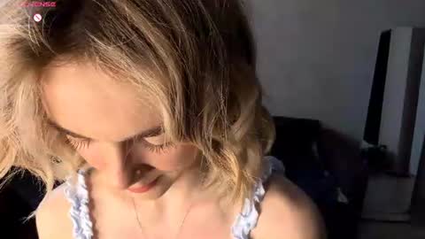 Olivia online show from June 11, 4:31 am