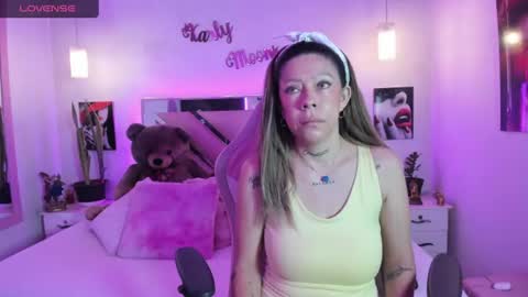 Karly Moonns online show from July 2, 10:10 am