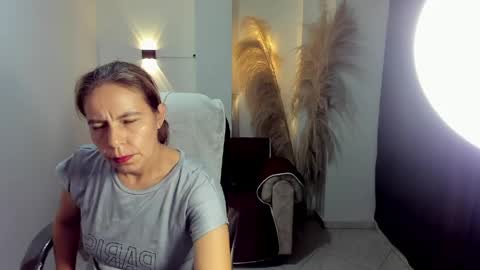 KARLYE online show from April 26, 4:21 am