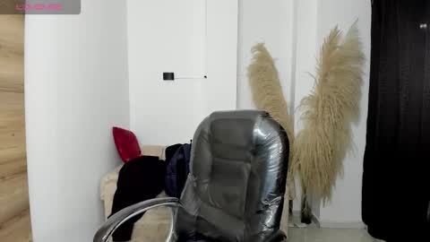 KARLYE online show from March 14, 4:13 am