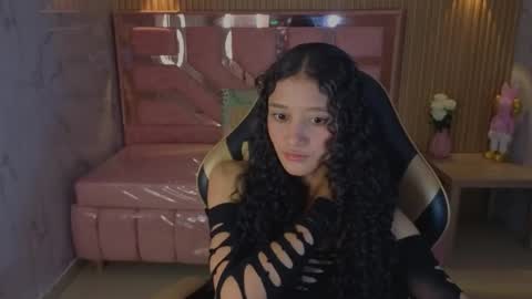karol1_s online show from May 26, 3:06 am