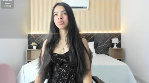 Snapshot of karol_cortes chatting on October 13, 12:52 pm karol_cortes online show from October 13, 12:52 pm
