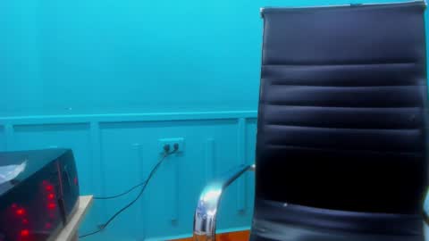Snapshot of karol_messy chatting on October 1, 2:22 pm Karol online show from October 1, 2:22 pm