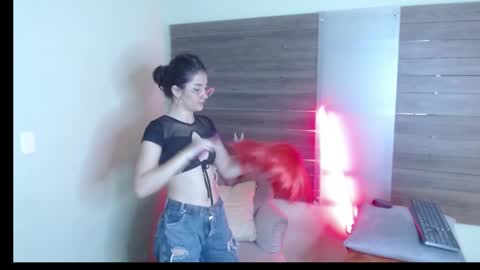 Snapshot of karol_yesenia chatting on September 22, 1:31 pm karol_yesenia online show from September 22, 1:31 pm