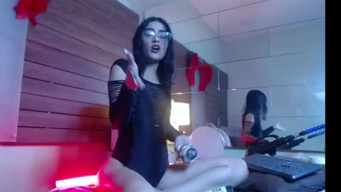 Snapshot of karol_yesenia chatting on October 16, 7:05 pm karol_yesenia online show from October 16, 7:05 pm