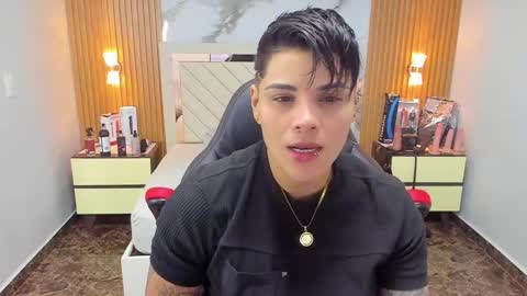 Snapshot of karolandluna chatting on October 2, 2:27 am Karoll online show from October 2, 2:27 am