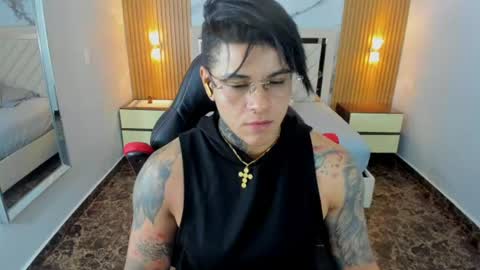 Karoll online show from June 11, 7:32 pm