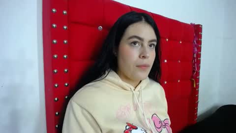 Snapshot of karolay_su chatting on March 2, 10:45 pm ARIANNA online show from March 2, 10:45 pm