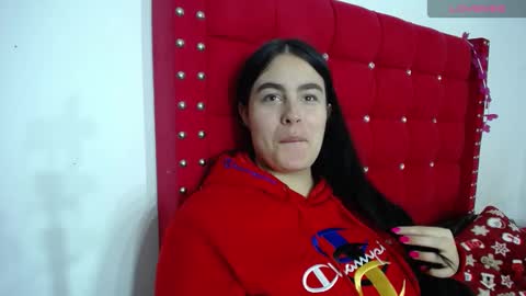 Snapshot of karolay_su chatting on January 8, 4:02 am ARIANNA online show from January 8, 4:02 am