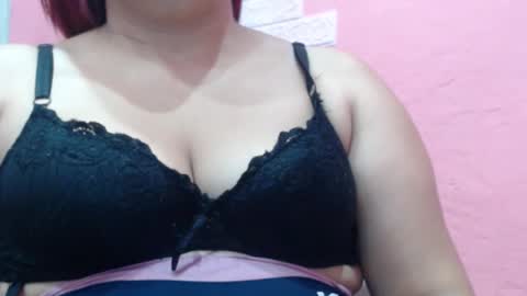 karolbb21 online show from March 15, 6:54 pm