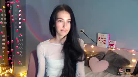 Snapshot of karolina_hottie_ chatting on October 2, 2:38 am Kira online show from October 2, 2:38 am