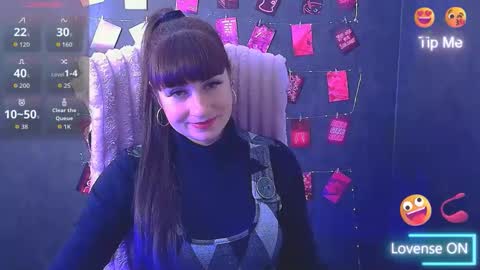 Caroline online show from November 16, 6:59 am