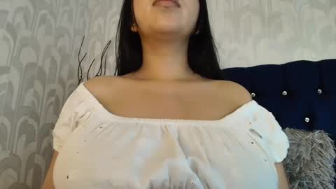 Isa online show from April 21, 1:42 am