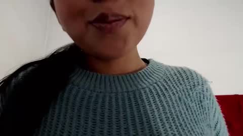 Snapshot of karolineburnx chatting on January 19, 4:12 am Isa online show from January 19, 4:12 am