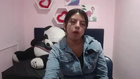 Snapshot of karolineburnx chatting on February 28, 3:37 am Isa online show from February 28, 3:37 am