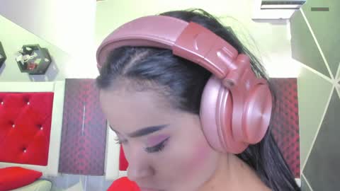 Karol online show from April 27, 11:51 am