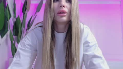 Kasey online show from April 27, 8:28 pm