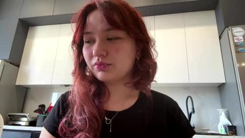kassieiserman online show from May 18, 8:09 am
