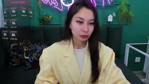 kat__cat online show from November 7, 1:33 am