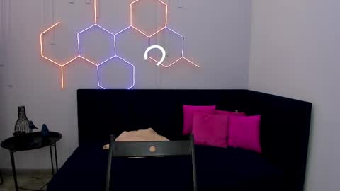 kat__cat online show from April 28, 2:27 am