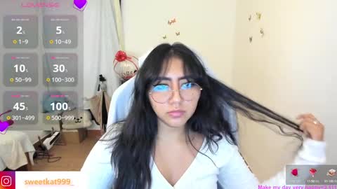 Snapshot of kat_ly_chan chatting on March 9, 3:38 pm Kat online show from March 9, 3:38 pm