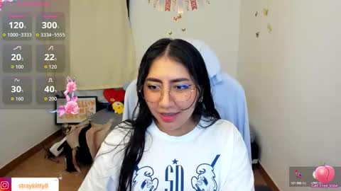 Snapshot of kat_ly_chan chatting on October 16, 9:17 pm Kat online show from October 16, 9:17 pm