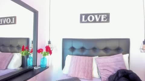 katalella online show from April 22, 12:13 pm